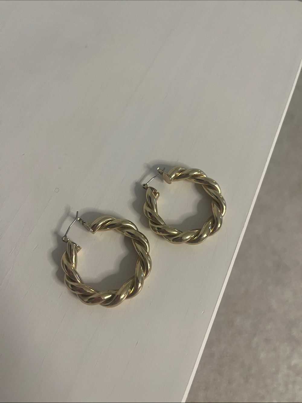 Pilcro chunky Gold Twisted Hoop Earrings